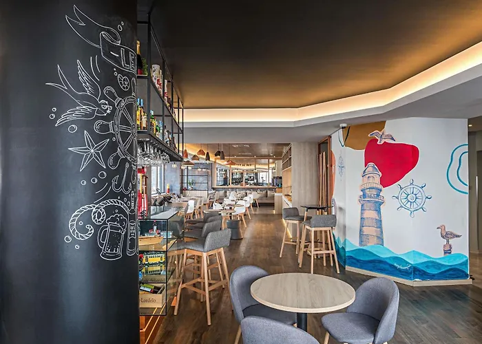 Ibis Styles Centro Liberdade NE